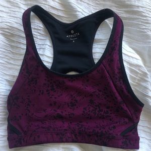 Athletes sports bra